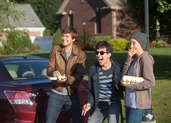 the-fault-in-our-stars-nat-wolff-shailene-woodley-ansel-elgort-600x432